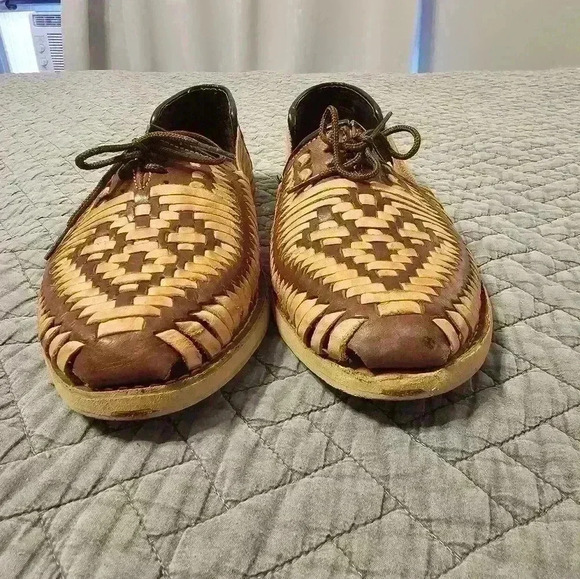 Artesians Toro Mexican Leather Shoe - Size 8 - Picture 3 of 6